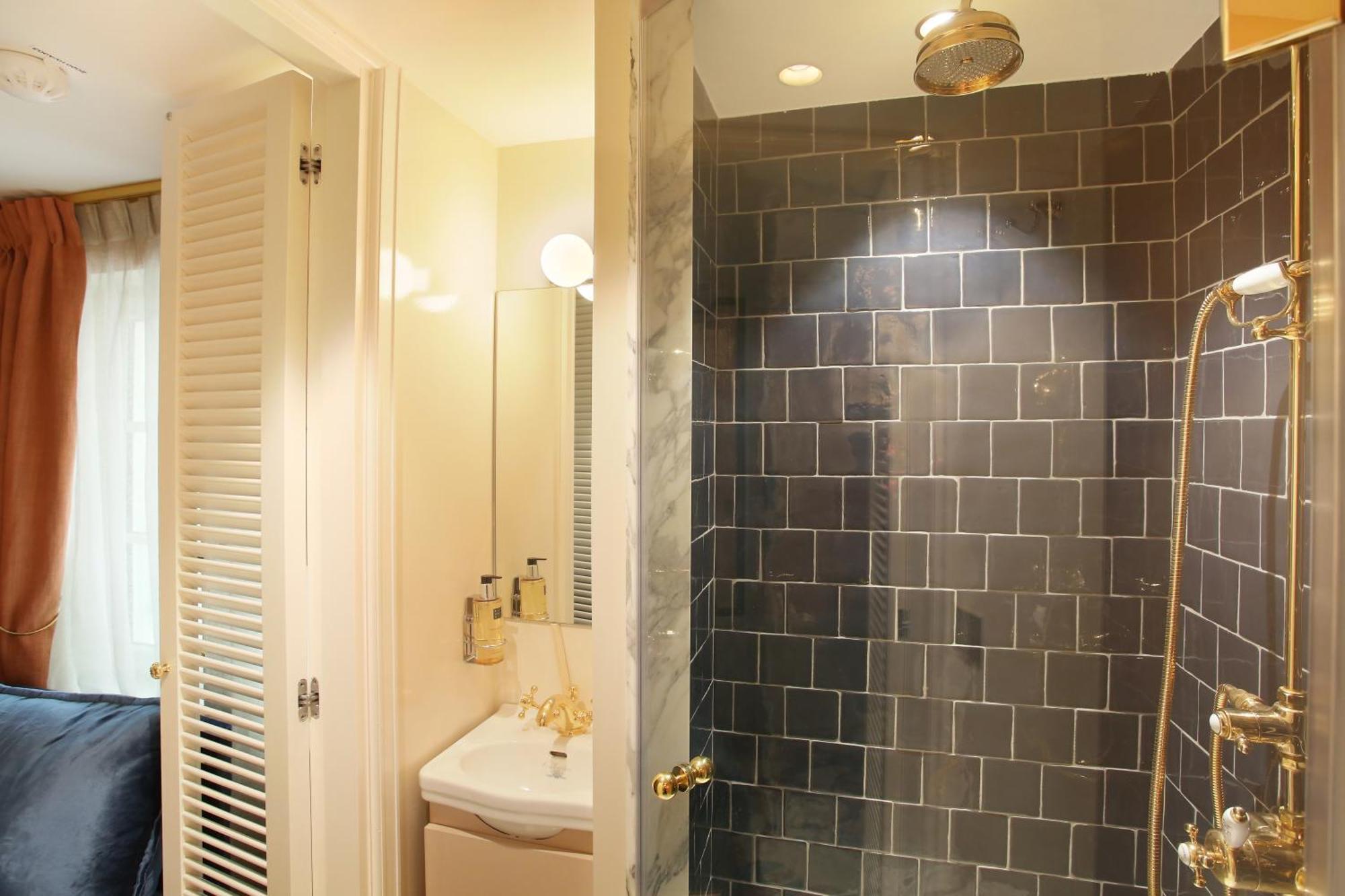 Le Ferdinand - Le Marais Serviced Apartments ปารีส ภายนอก รูปภาพ